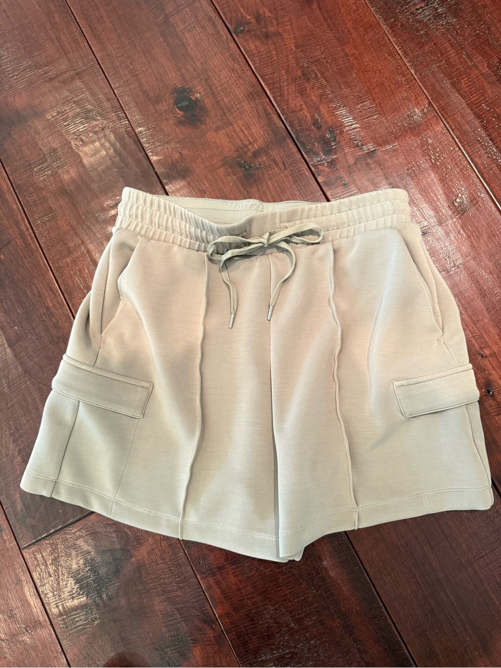 Women’s Casual Drawstring Cargo Shorts - Olive Green